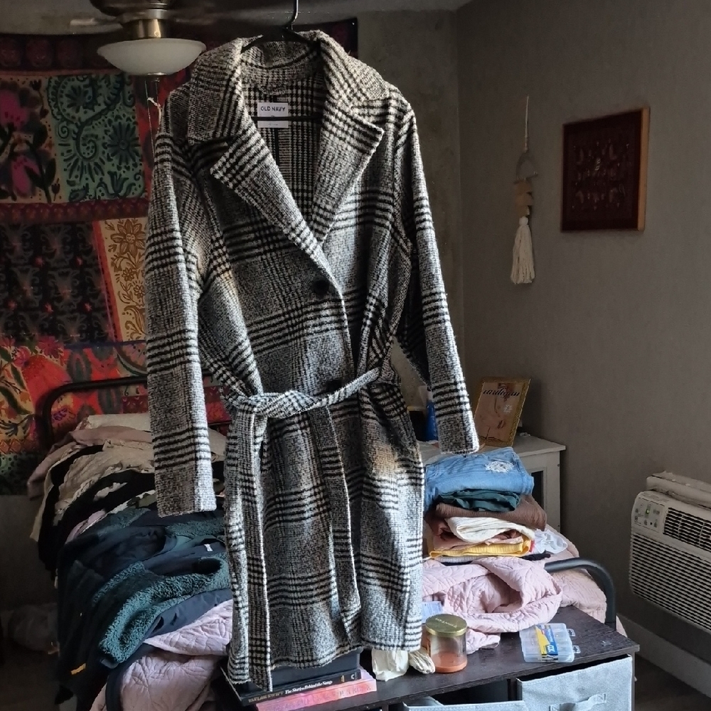 Old Navy Black and White Plaid Coat